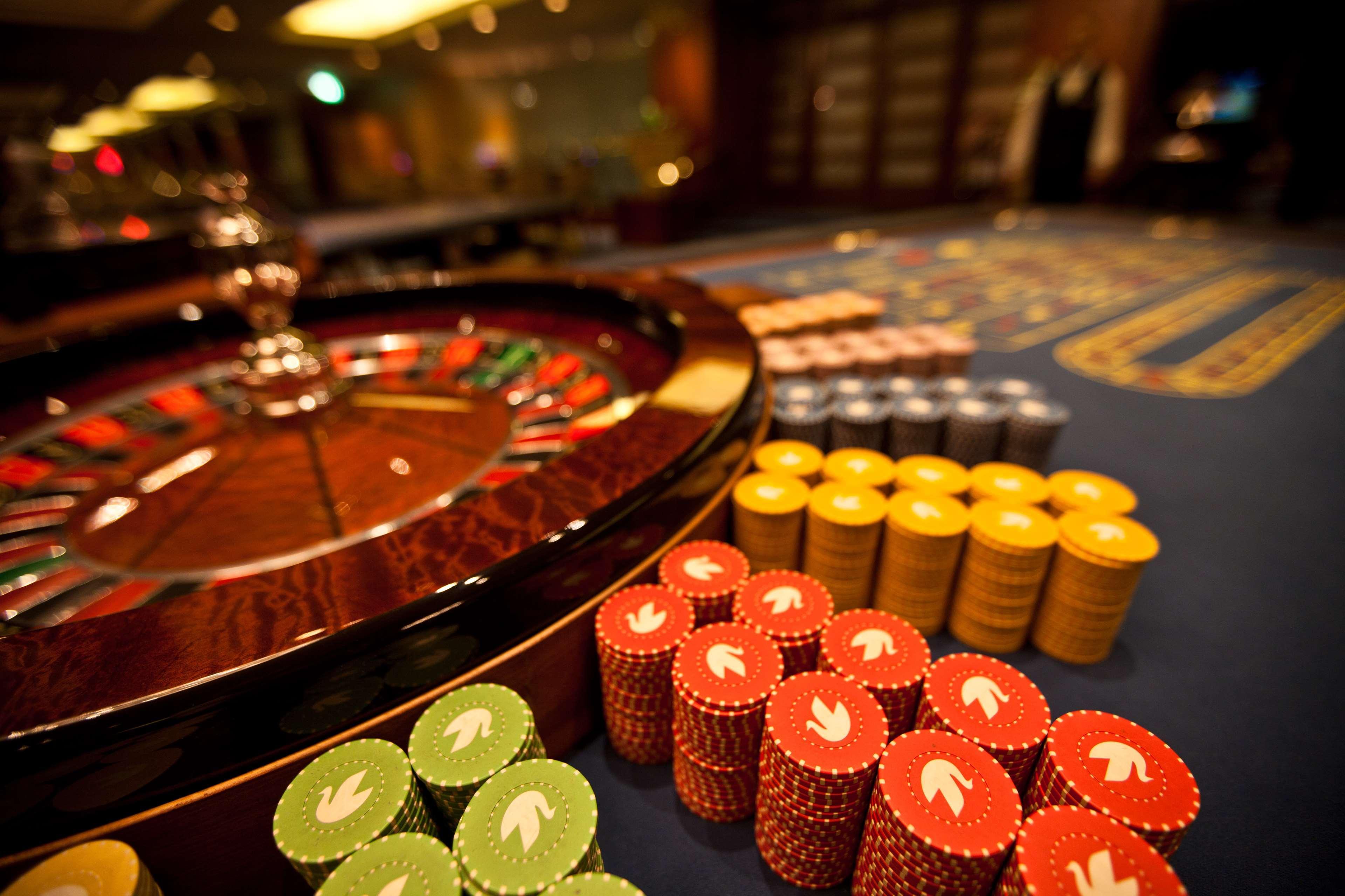 Sofitel Cairo Downtown Nile Otel Dış mekan fotoğraf Casino chips