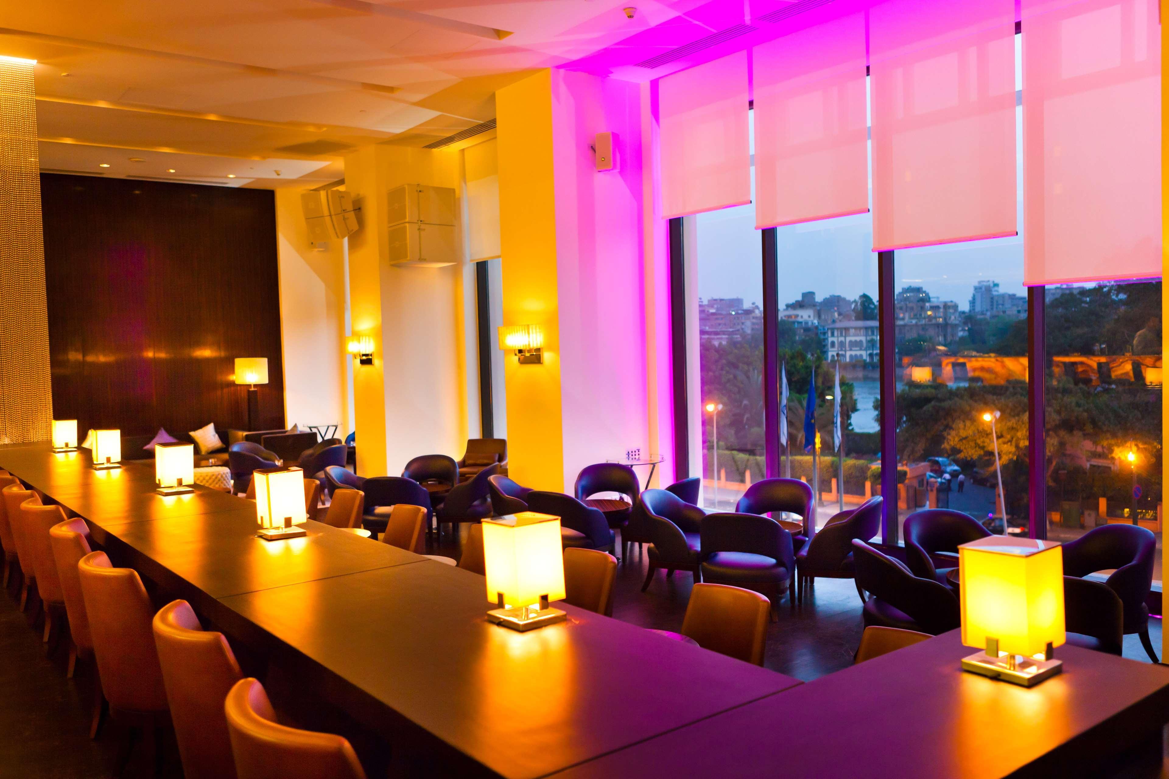 Sofitel Cairo Downtown Nile Otel Dış mekan fotoğraf The lounge at the airport