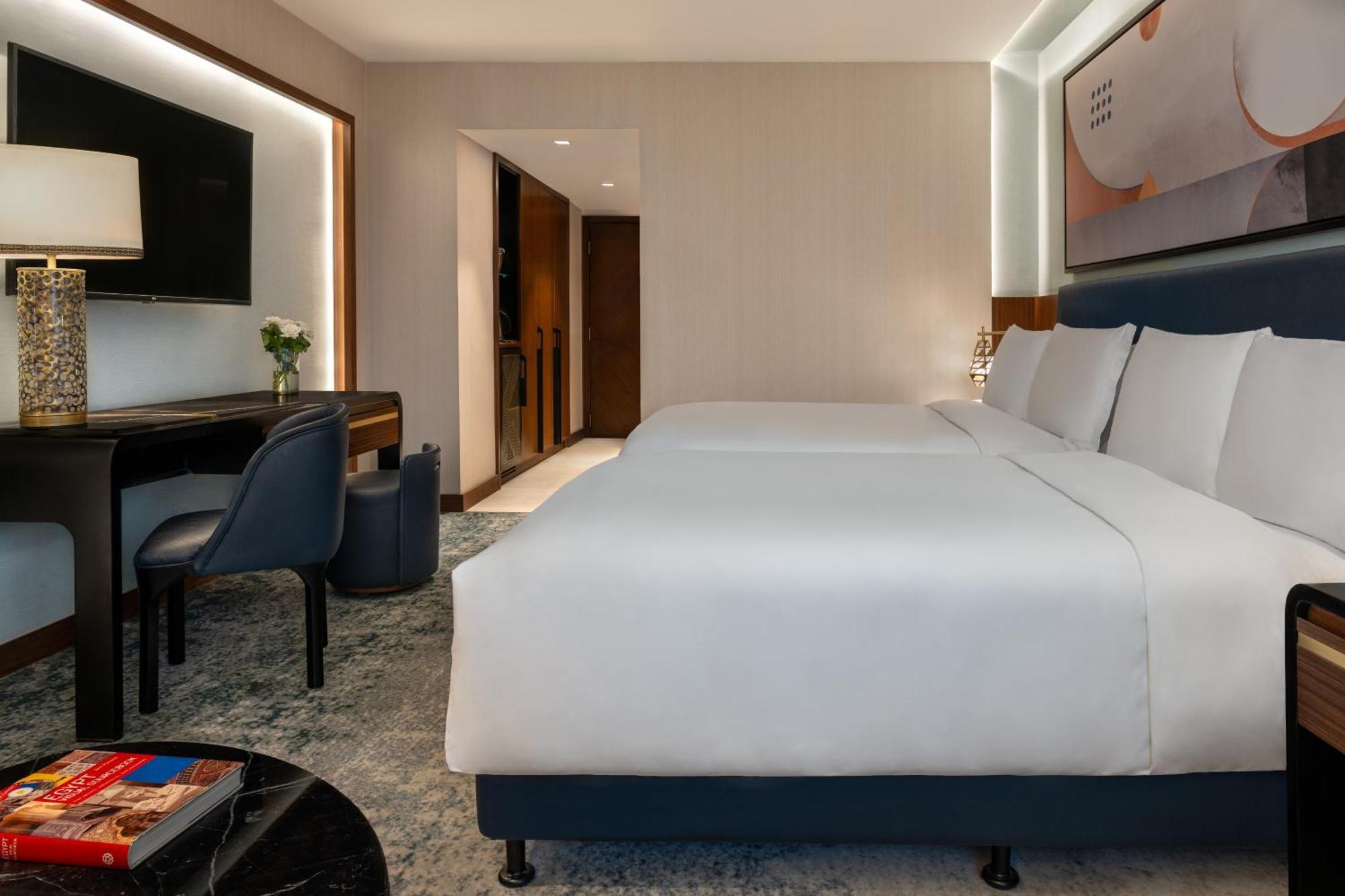 Sofitel Cairo Downtown Nile Otel Dış mekan fotoğraf Deluxe Room
